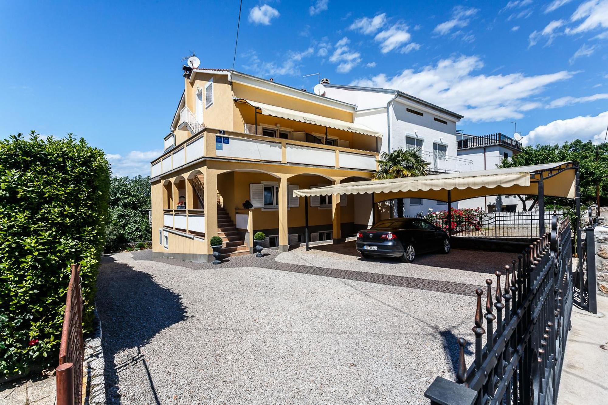 Sara Apartments Malinska Kültér fotó