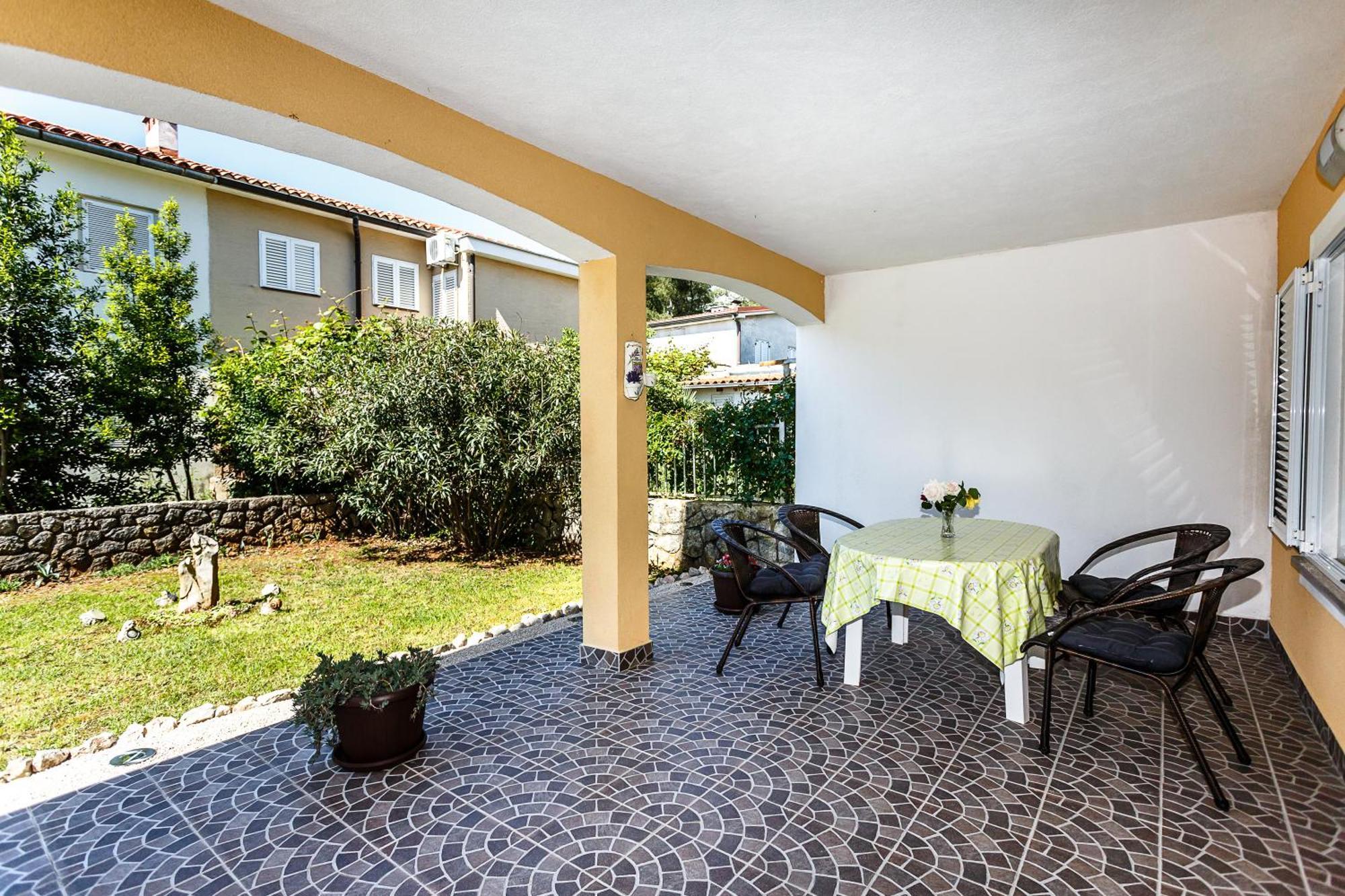 Sara Apartments Malinska Kültér fotó