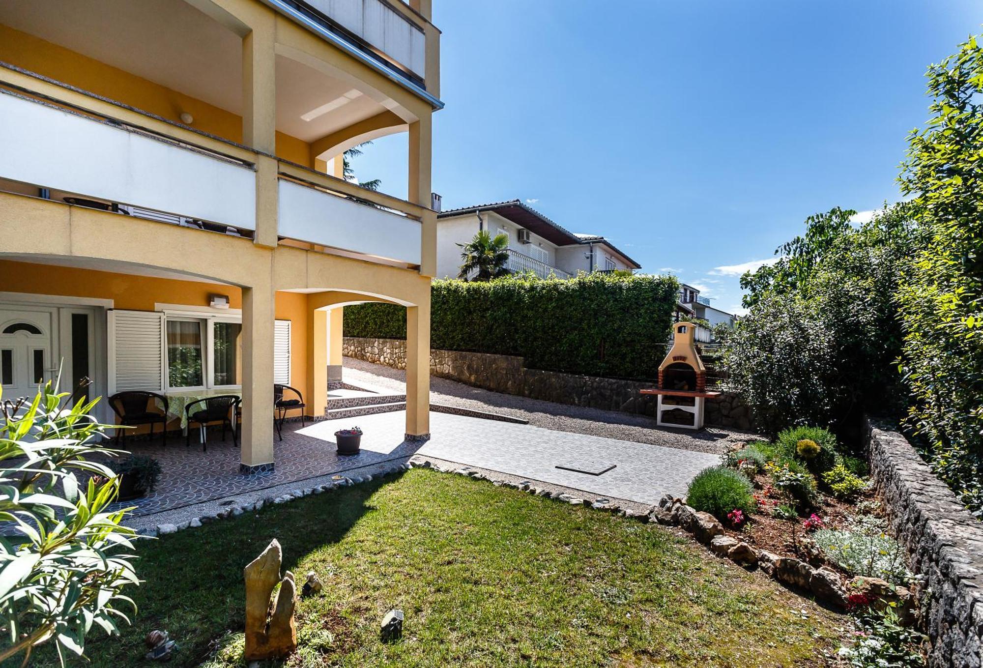 Sara Apartments Malinska Kültér fotó